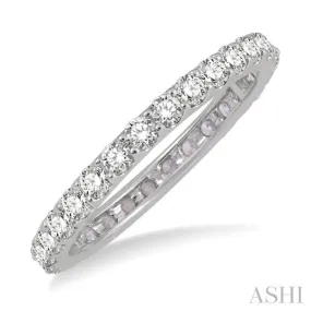 1 ctw Round Cut Diamond Eternity Wedding Band in 14K White Gold