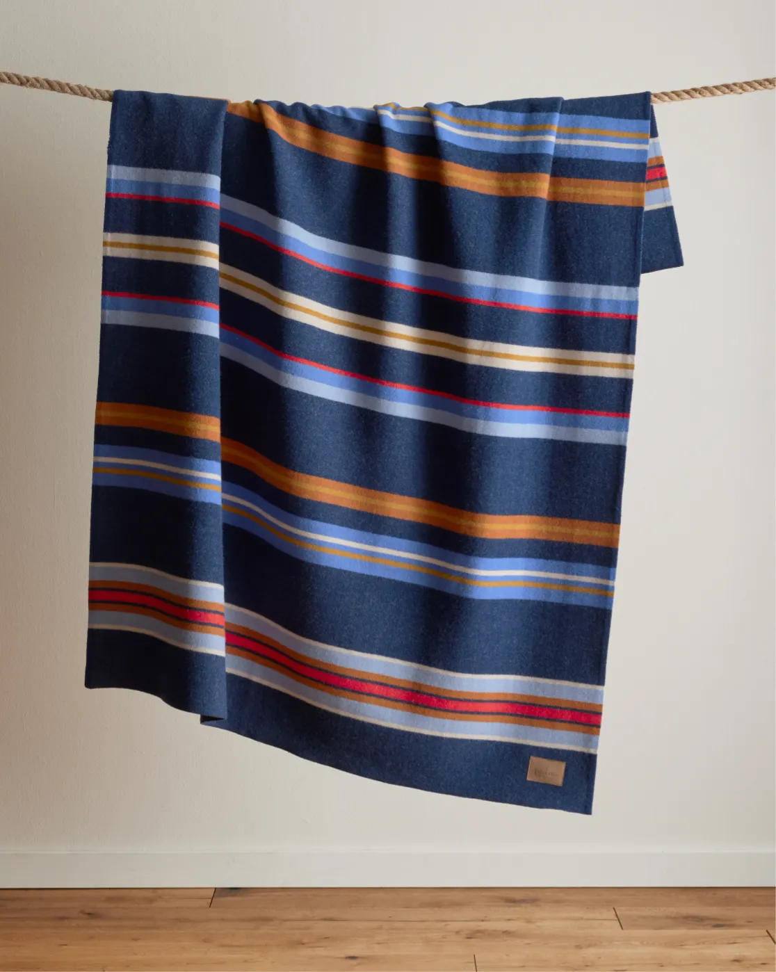 Bridger Stripe Throw<br>Navy