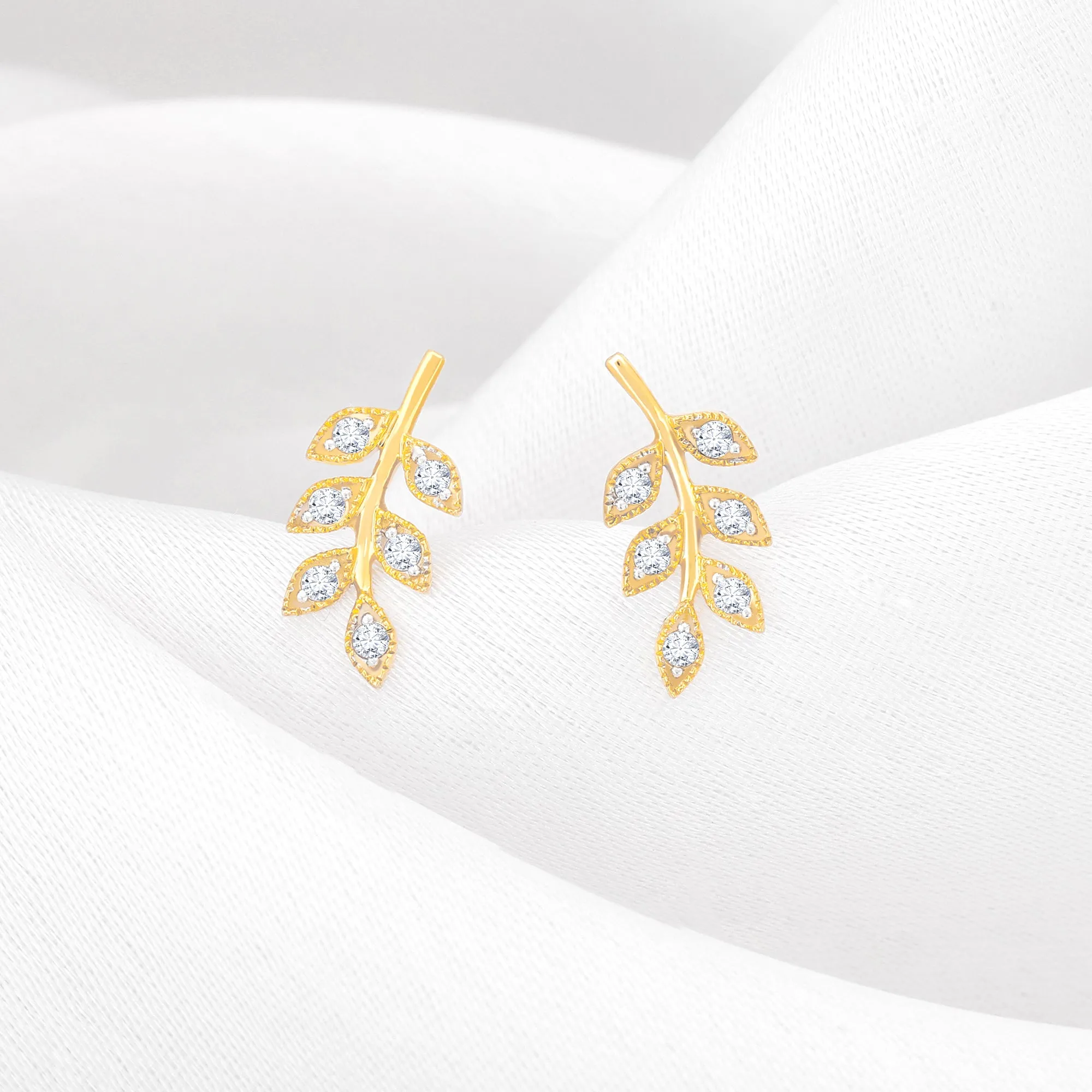 Gold Leafy Grace Diamond Earrings