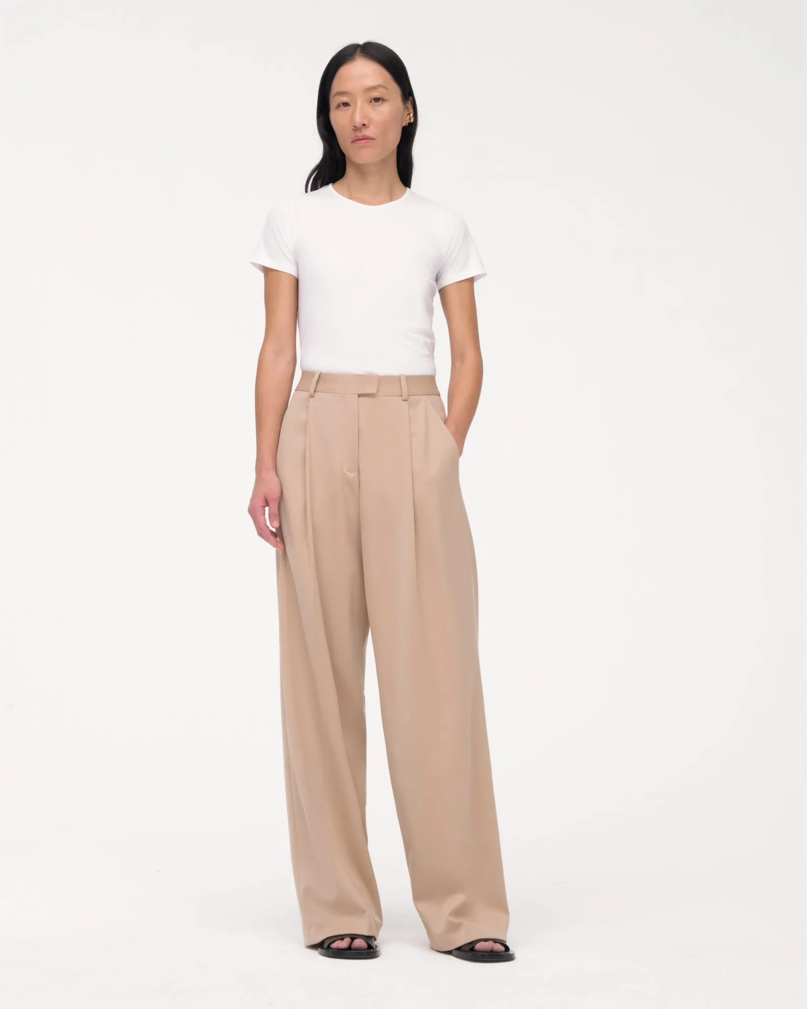 Relaxed Wide Leg Pant