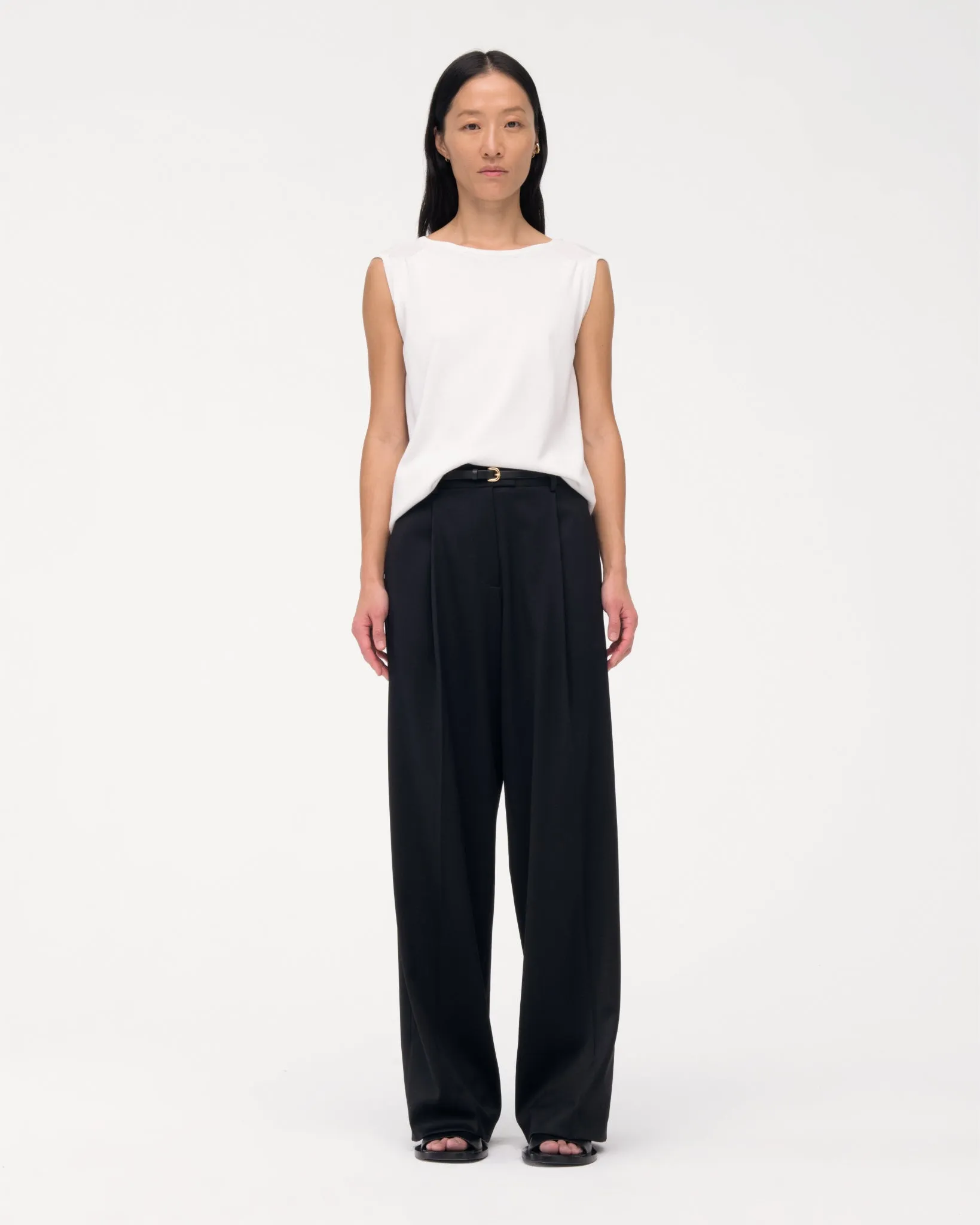 Relaxed Wide Leg Pant