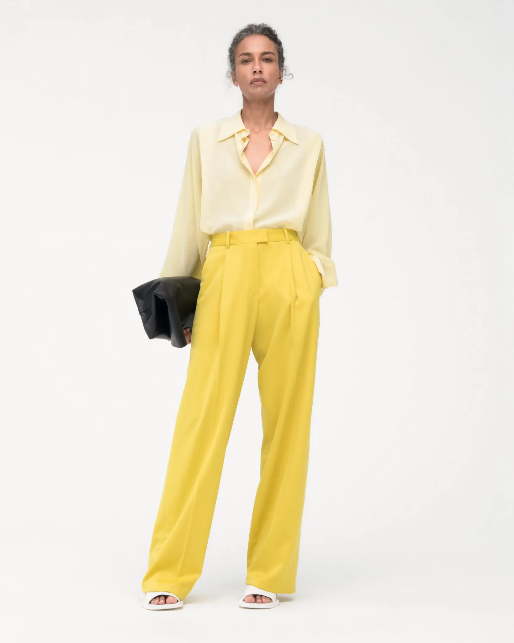 Relaxed Wide Leg Pant