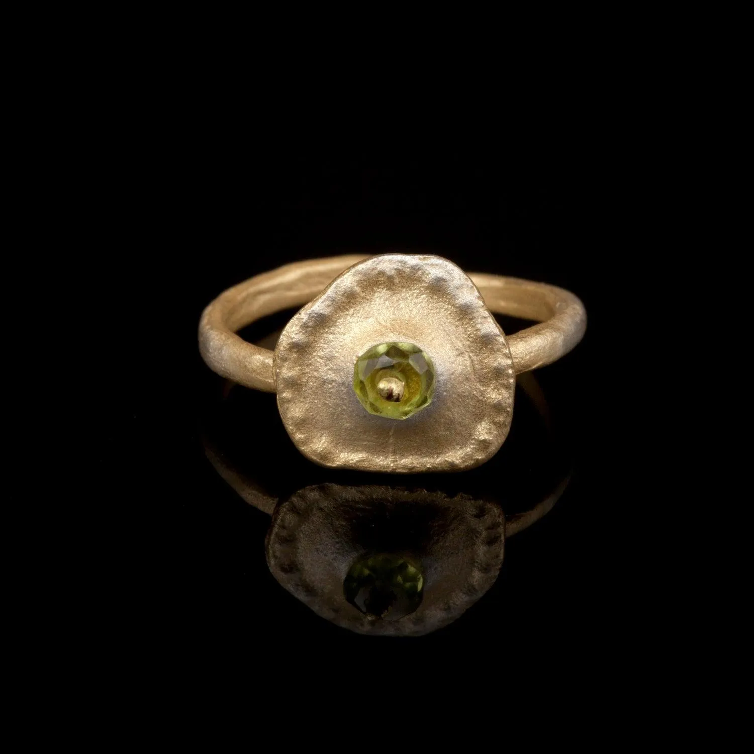 Sea Urchin Single Ring - Peridot